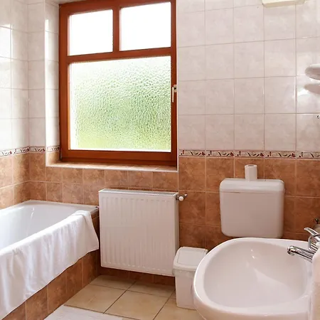 Bed & Breakfast Pihenokereszt Panzio Sopron