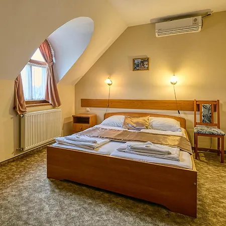 Pihenőkereszt Panzió